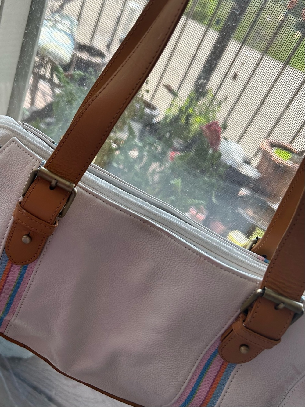 VINTAGE. FRANCO SARNO pebble White Shoulder bag 80s era NWOT Pastels too cute!!!